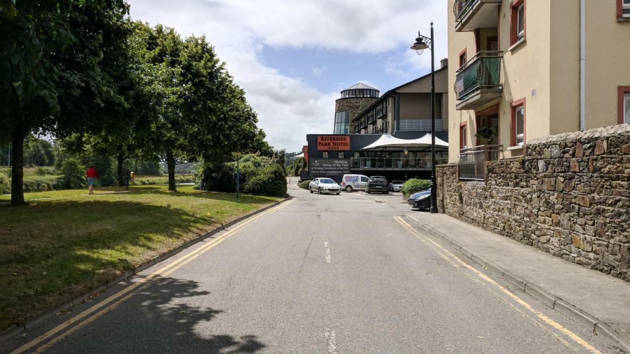 Riverview Luxury Short Stay Apartment Enniscorthy Buitenkant foto