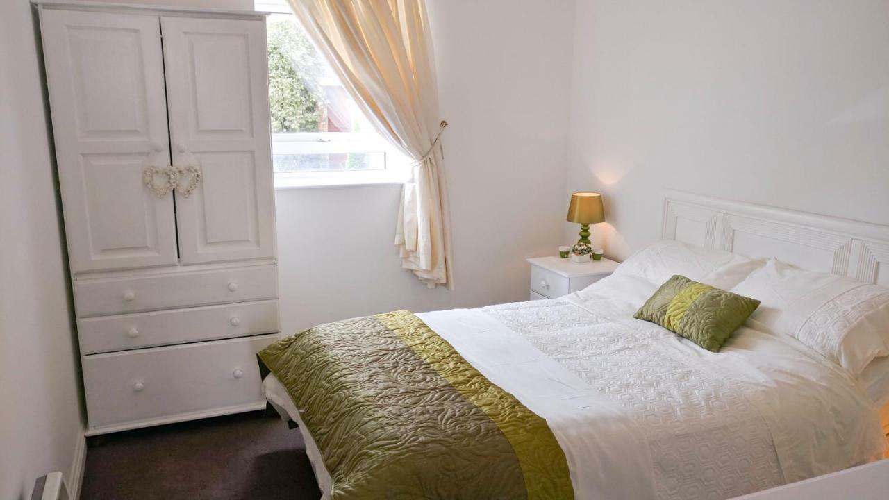 Riverview Luxury Short Stay Apartment Enniscorthy Buitenkant foto