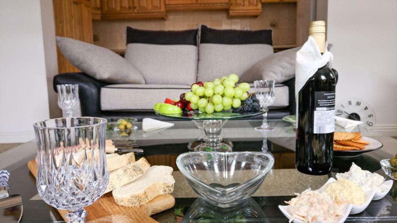 Riverview Luxury Short Stay Apartment Enniscorthy Buitenkant foto