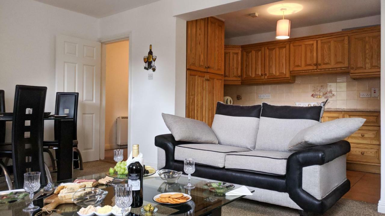 Riverview Luxury Short Stay Apartment Enniscorthy Buitenkant foto